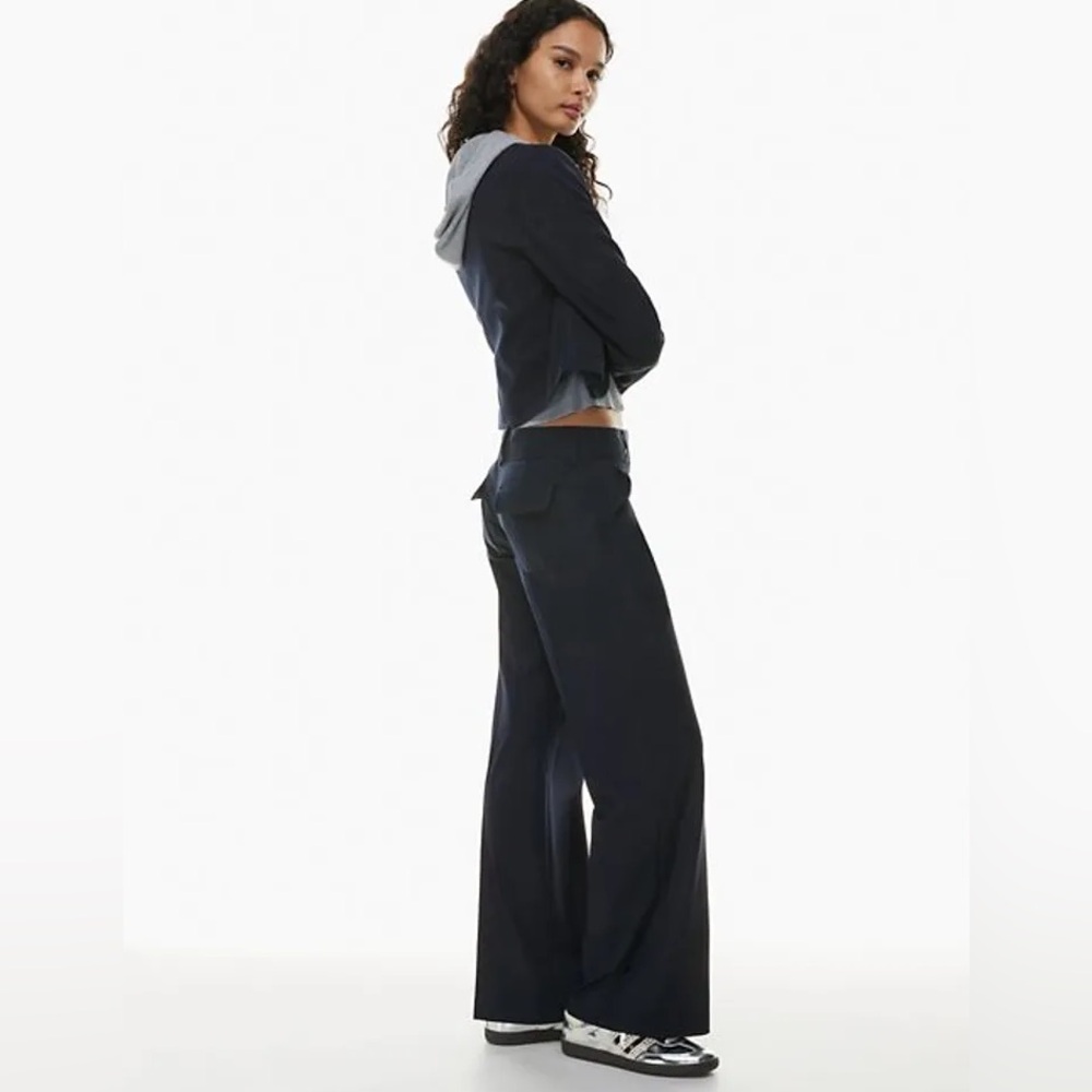 Aritzia - Sunday Best MUSA Pant
